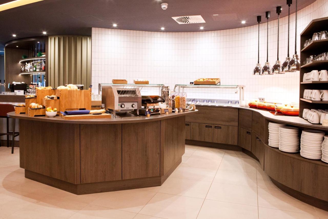 Hampton By Hilton Regensburg 호텔 외부 사진